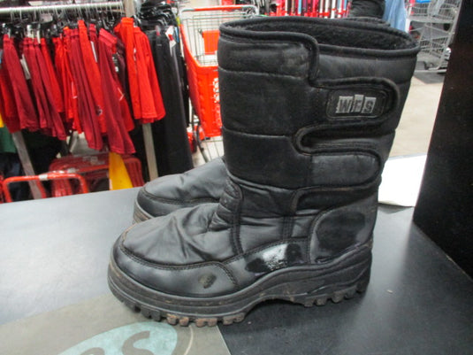 Used WFS Size 9 Snow Boots
