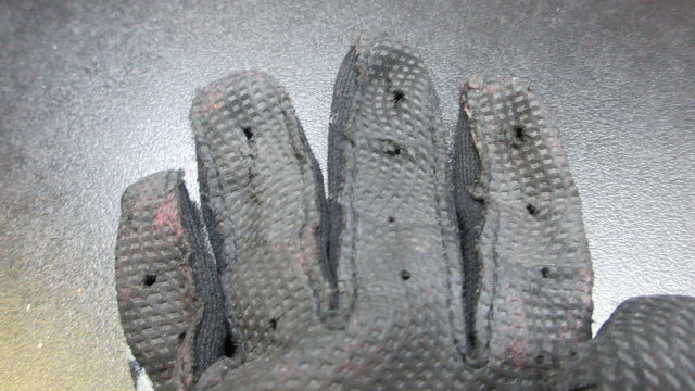 Load image into Gallery viewer, Used Rawlings Batting Gloves - Youth

