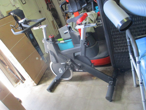 Used SB900 Spin Bike