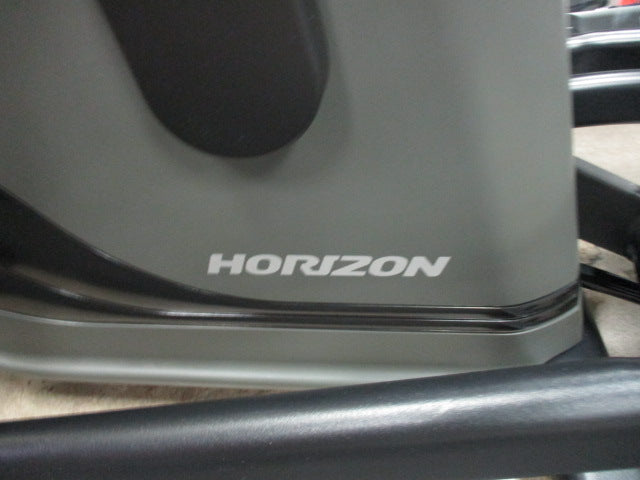 Load image into Gallery viewer, Used Horizon Evolve 5 Feather Light Folding Elliptical

