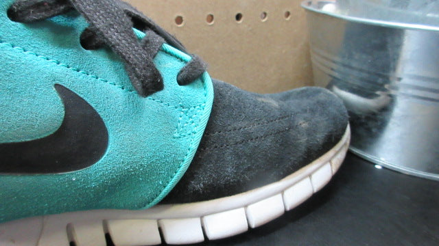 Load image into Gallery viewer, Used Nike SB Stefan Janoski Max Mid Suede - Size 10
