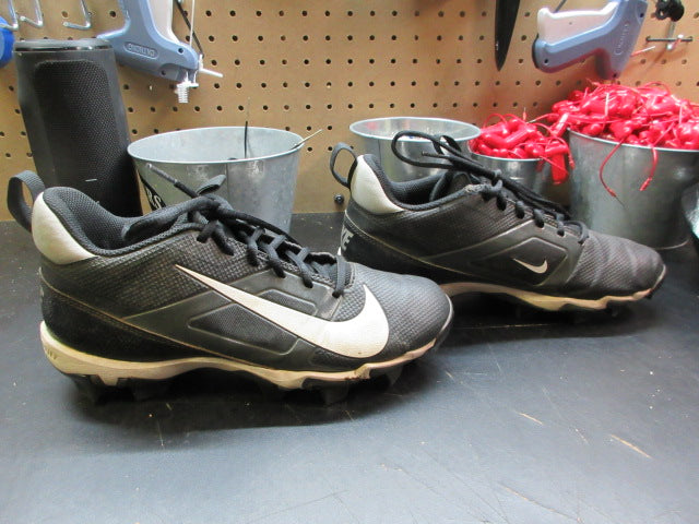 Load image into Gallery viewer, Used Nike Alpha Menace 4 Shark Football Cleats - Size 7.5
