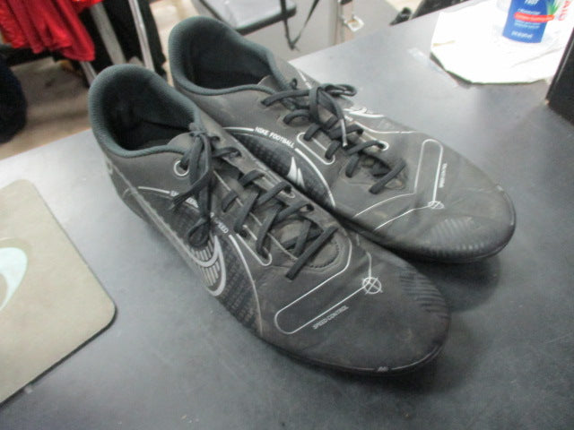 Load image into Gallery viewer, Used Nike Mercurial Soccer Cleats Size 11
