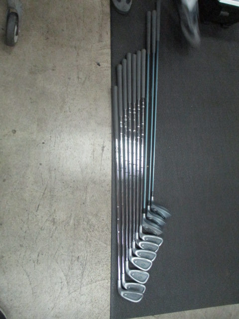 Load image into Gallery viewer, Used Wilson Pro Technique Iron Set 3-9, PW, Driver, 5 Wood, 3 Wood - RH

