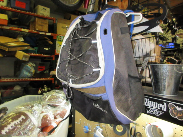 Load image into Gallery viewer, Used Athletico Baseball Backpack
