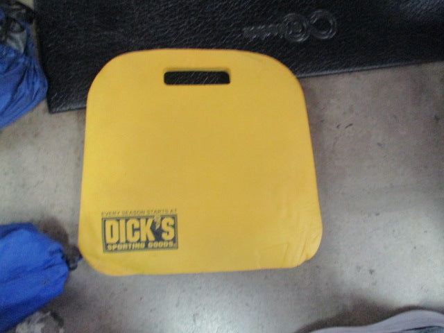 Load image into Gallery viewer, Used Dicks Seat pad Foam
