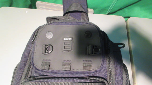 Load image into Gallery viewer, New Sinewy Sling Bag
