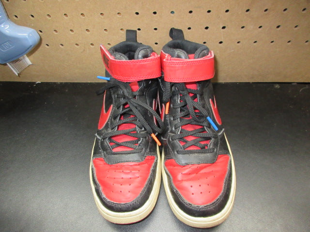 Load image into Gallery viewer, Used Nike Court Borough Mid 2 Basketball Shoes - Size Youth 4.5
