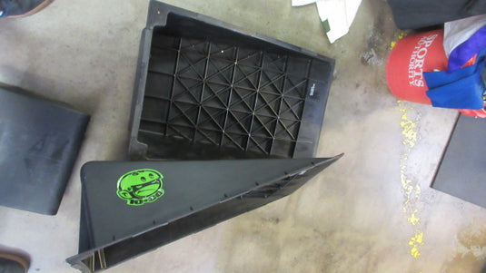 Used Bravo Sports Dual Ramp With Platform