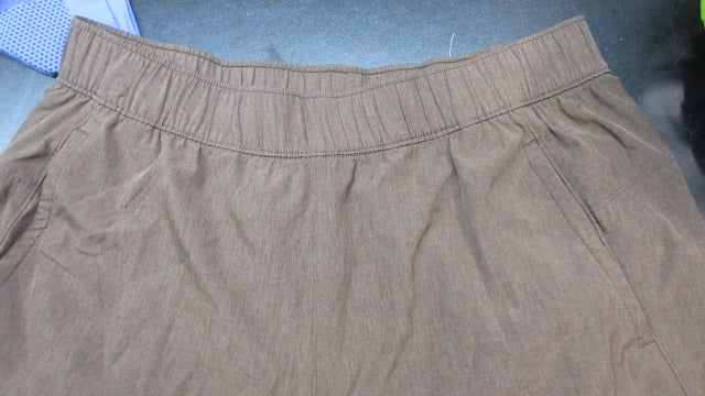 Load image into Gallery viewer, Used Old Navy Workout Shorts - Size Medium
