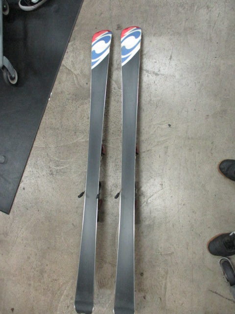Load image into Gallery viewer, Used Salomon SIAM M 70 161cm Downhill Skis w/ Salomon Licht Bindings
