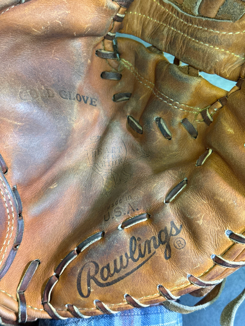 Load image into Gallery viewer, Vintage Rawling Heart of the Hide Pro-DC LHT OEB01 1st Baseman Mitt
