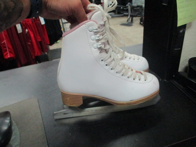 Load image into Gallery viewer, Used Jackson Ultima SoftSkate Mark I 8 2/3 Size 3 White Figure Skates
