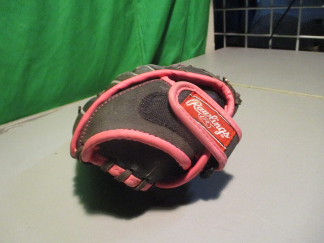 Load image into Gallery viewer, Used Rawlings Fastpitch Softball 11&quot; Glove - RH
