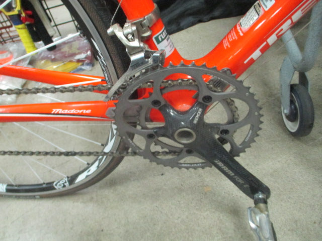 Load image into Gallery viewer, Used Trek Madone 20 Speed 22mm Road Bike

