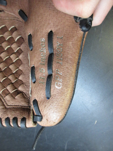 Load image into Gallery viewer, Used Mizuno Power Close Prospect Series 11.5" Glove - RHT
