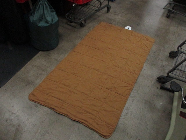 Load image into Gallery viewer, Used Kelty Bestie Blanket with Carry Bag
