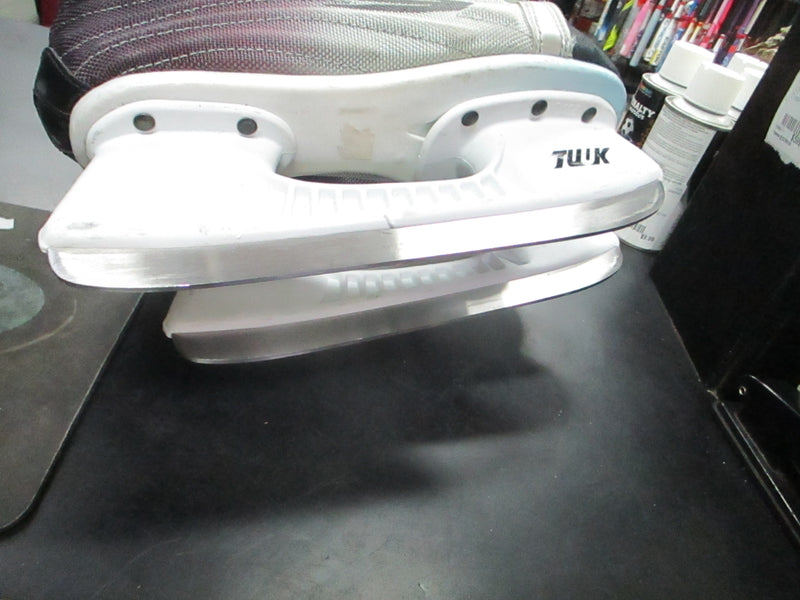 Load image into Gallery viewer, Used Bauer Vapor VI Size 3.5 Hockey Skates
