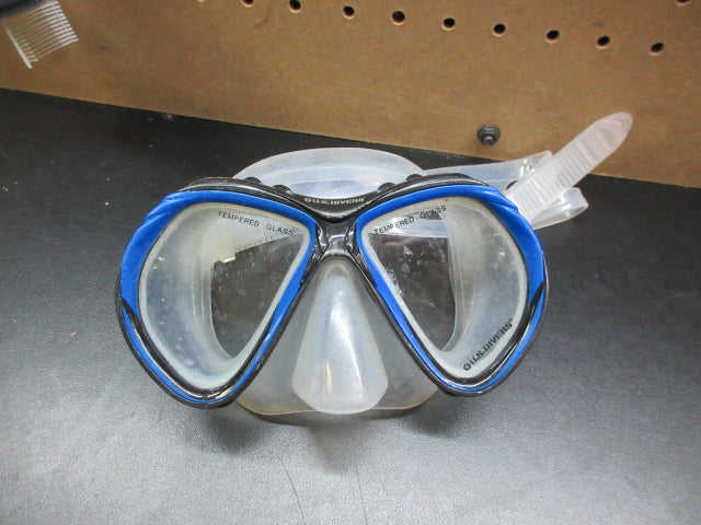 Load image into Gallery viewer, Used U.S Divers Scuba Mask
