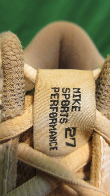 Load image into Gallery viewer, Used Nike Trout Cleats Size 5
