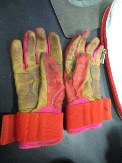Used Bruce Bolt Pink Medium Batting Gloves Prmium Pro Long Cuff With Bag