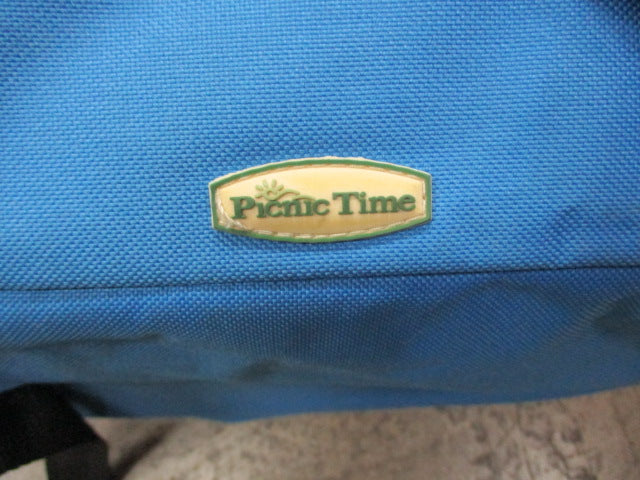 Load image into Gallery viewer, Used Picnic Time Cooler Backpack
