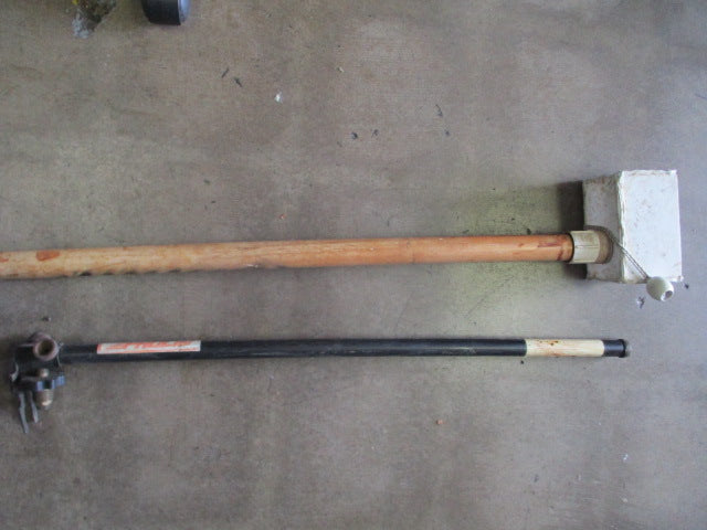 Load image into Gallery viewer, Used Paulin Propane Multi hose Adapter With Custom Case
