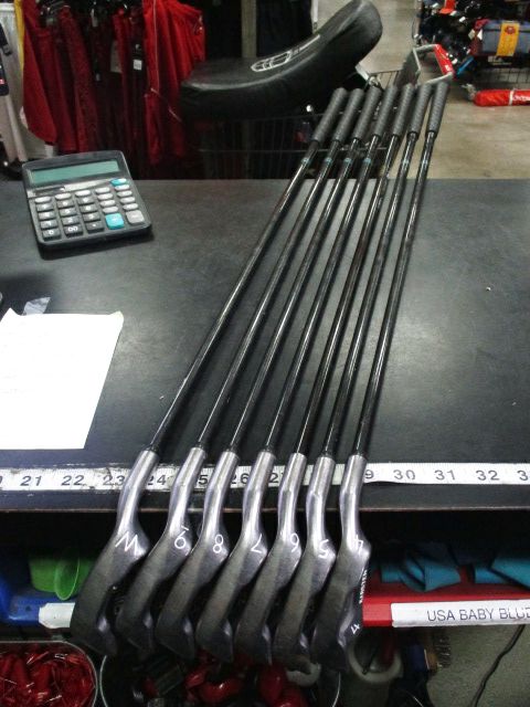 Load image into Gallery viewer, Used PING Zing 2 Blue Dot 7pc Right Hand Iron Set 4-9i and Wedge
