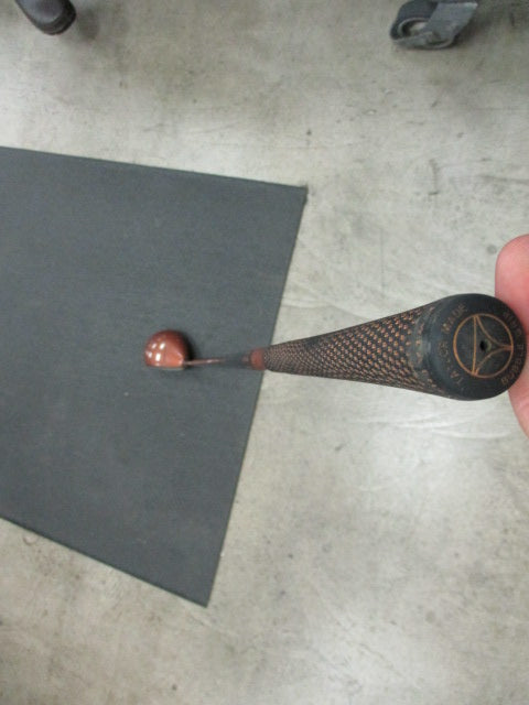 Load image into Gallery viewer, Used TaylorMade Titanium 9.5 Deg Driver W/ Bubble shaft
