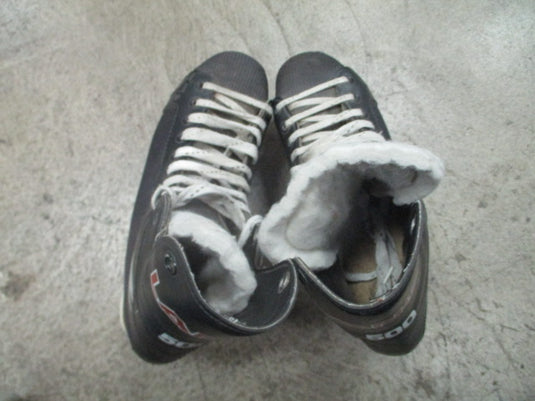 Used Lange 500 Hockey Skates Size 8