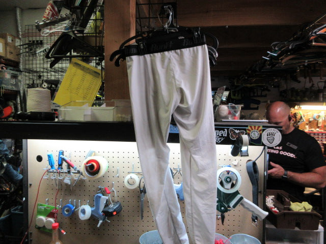 Load image into Gallery viewer, Used Runhil Compression Leggings - Size Small
