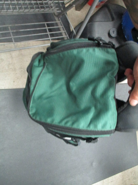 Load image into Gallery viewer, Used Speedo Teamster Swim Backpack

