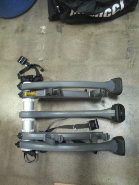 Used Saris Bones 2 Two Bike Trunk rack