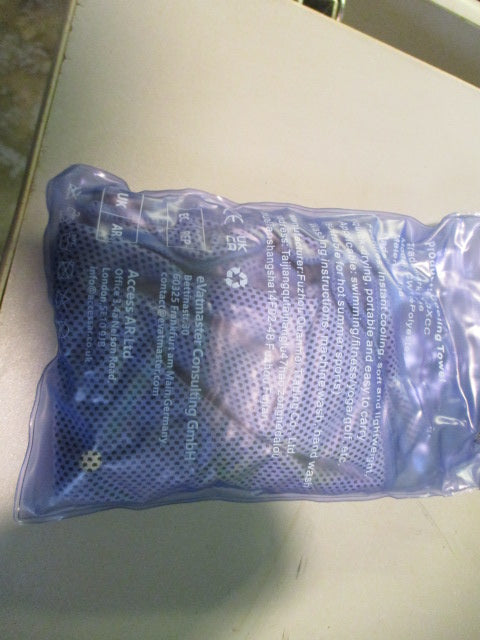 Load image into Gallery viewer, Used YQXCC Cooling Towel
