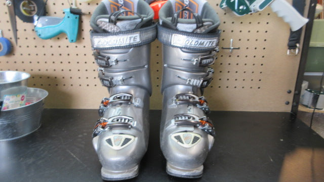 Load image into Gallery viewer, Used Dolomite XS Seven 07 Ski Boots - Size 26-26.5
