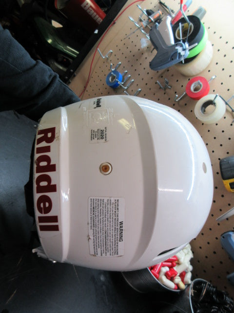 Load image into Gallery viewer, Used Riddell Victor-i Football Helmet - Size Large/XL - SZN 2020

