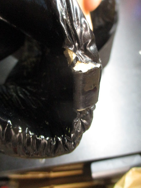 Load image into Gallery viewer, Used Century Macho Martial Arts Foam Foot Protectors
