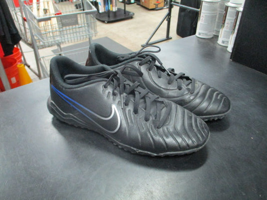 Used Nike Legend 10 pro turf tiempo low in black and blue size 7.5
