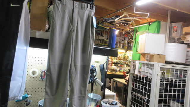 Load image into Gallery viewer, Champro Adult Open Bottom Baseball Pants - Size Small
