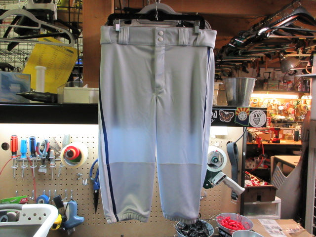 Load image into Gallery viewer, Used Champro Knicker Baseball Pants - Size Adult Medium

