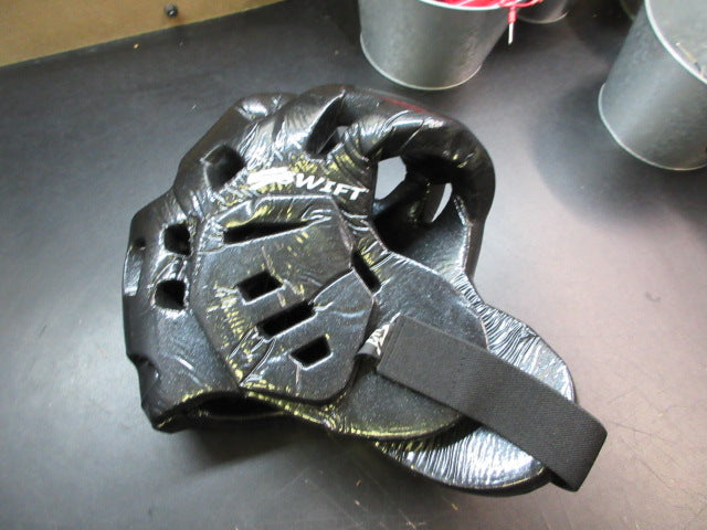 Load image into Gallery viewer, Used Swift Martial Arts Headgear
