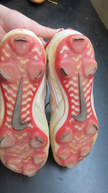 Load image into Gallery viewer, Used Nike Hyperdiamond 4 Metal Cleats - Size 8.5
