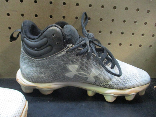 Used Under Armour Spotlight Football Cleats - Size Youth 4