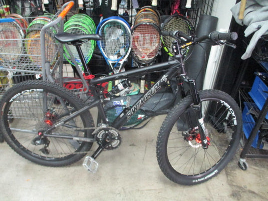 Used Santa Cruz B BLUR Full Suspension Mountain Bike