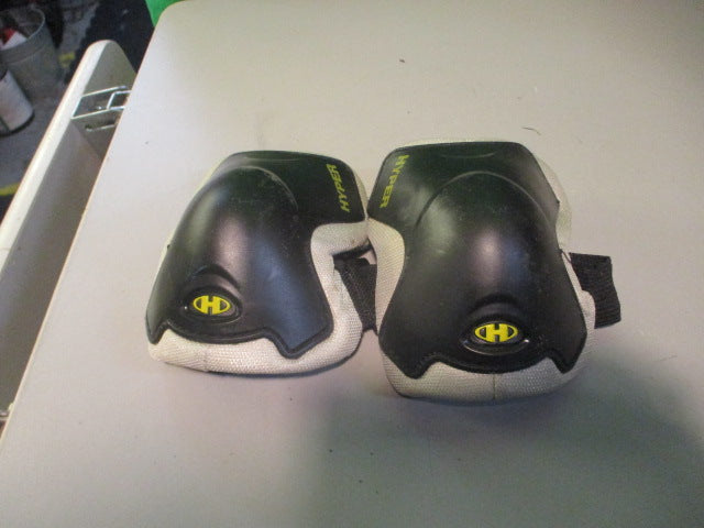 Load image into Gallery viewer, Used Hyper Adult Medium Skating Elbow Pads
