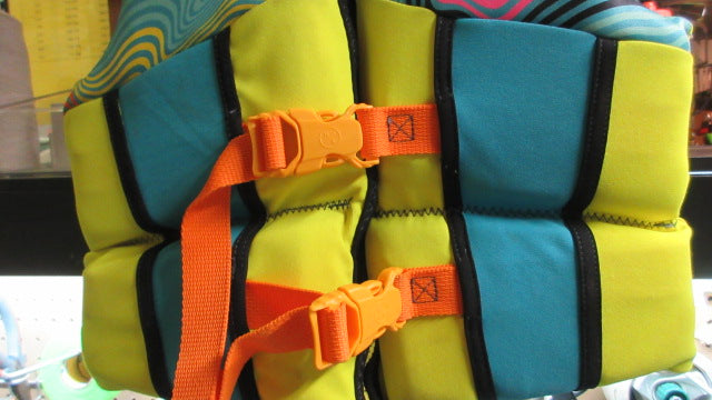 Load image into Gallery viewer, Used Hyperlite Wake Co. Lifejacket - Junior 55-88 Lbs
