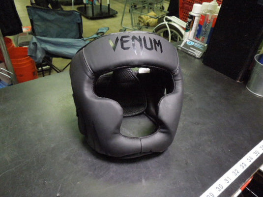 Used Venum Challenger Headgear Size Youth S/M
