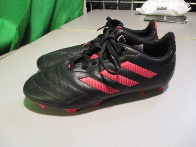 Load image into Gallery viewer, Used Adidas Pink/Black Size 5 Soccer Cleats
