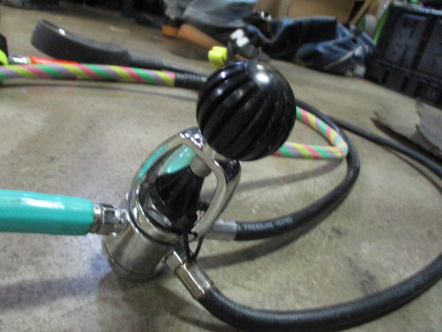 Load image into Gallery viewer, Used USA Divers Mira Dual Stage Regulator Hoses
