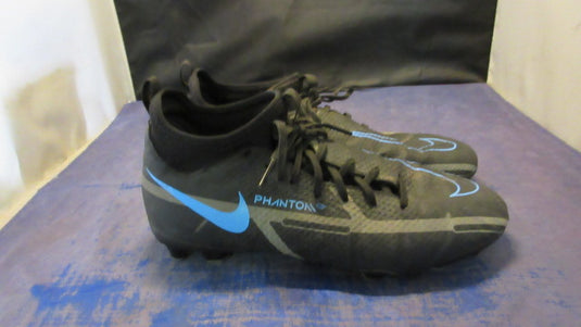 Used Nike Phantom Soccer Cleats Youth Size 5.5